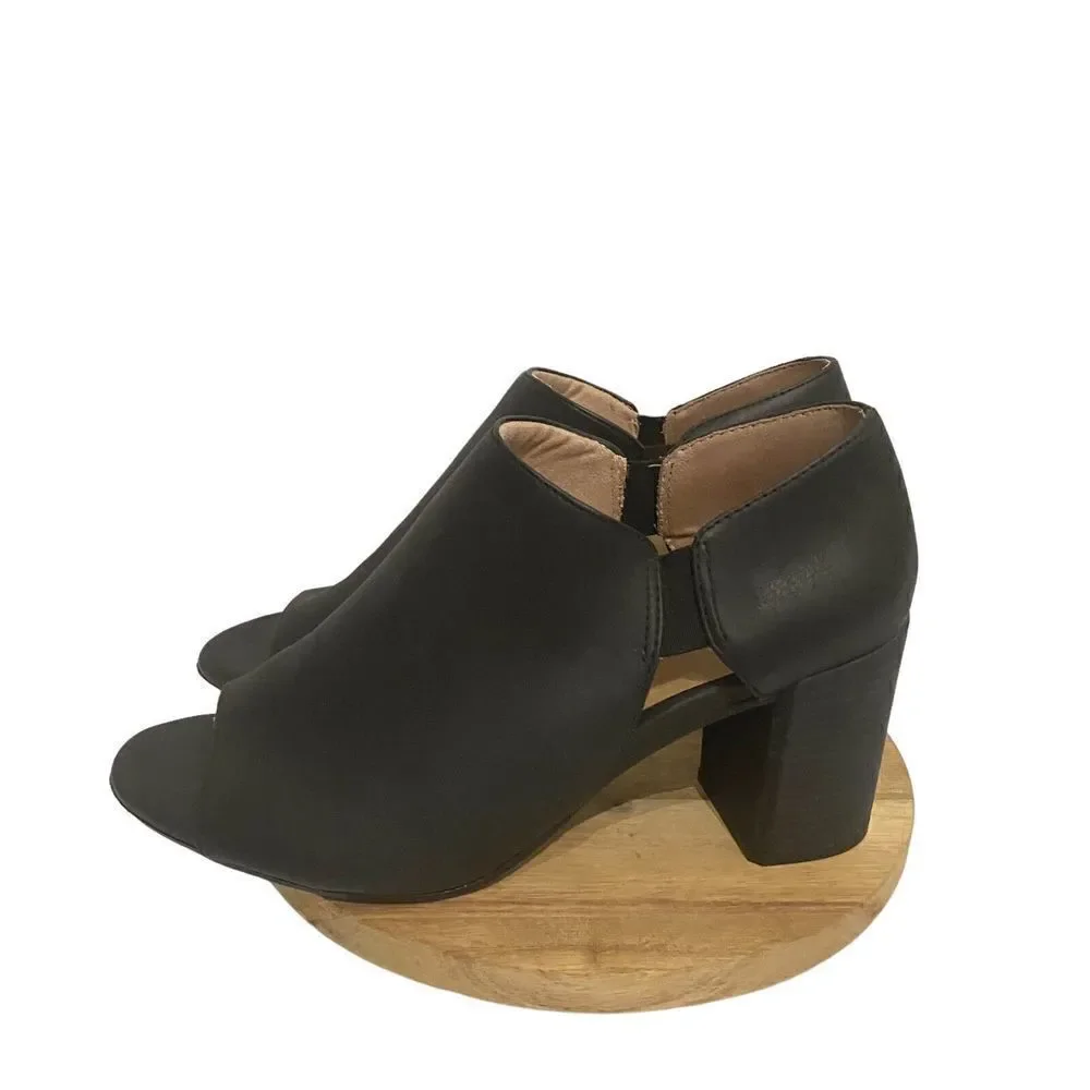 SOUL Naturalizer Women's Peep Toe‎ Keyhole Detail Leather Ankle Boots 10M Black